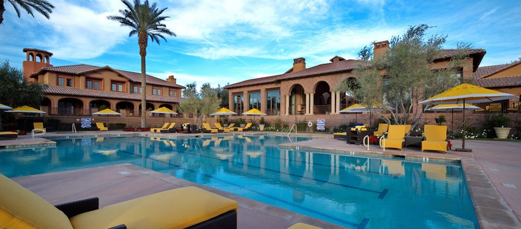 palm-desert-real-estate-resort-pool